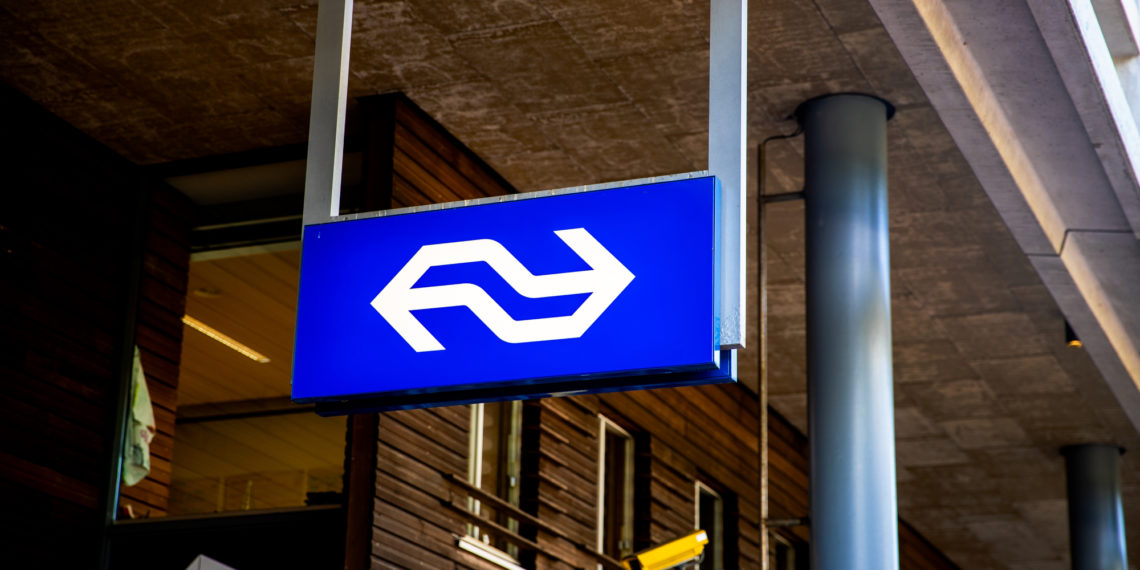 Alleen winkels op begane grond en eerste etage V&D pand