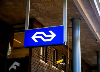 Alleen winkels op begane grond en eerste etage V&D pand