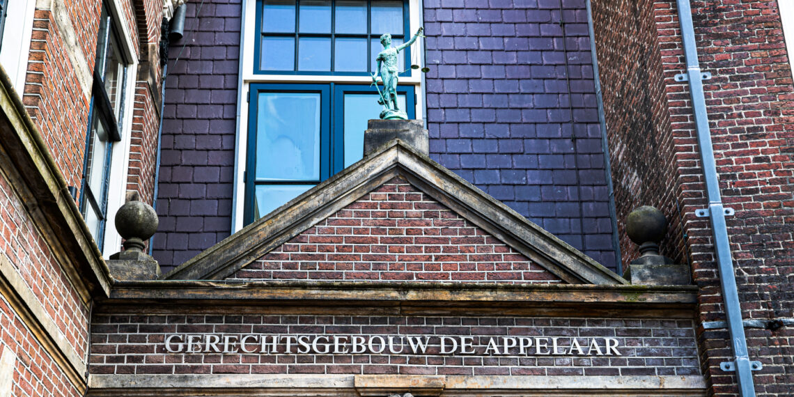 Alleen winkels op begane grond en eerste etage V&D pand