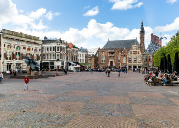 Alleen winkels op begane grond en eerste etage V&D pand