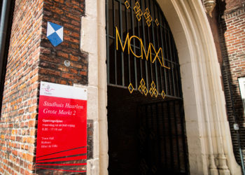 Alleen winkels op begane grond en eerste etage V&D pand