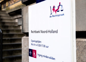 Alleen winkels op begane grond en eerste etage V&D pand