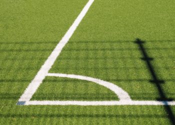 Alleen winkels op begane grond en eerste etage V&D pand