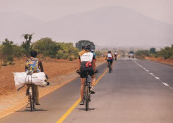 Haarlemmers fietsen tegen kinderhuwelijken