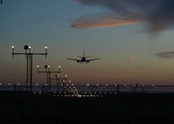 Schiphol belooft verbetering stikstofuitstoot
