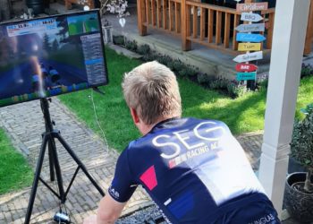 Jesper Rasch fietst thuis zijn wedstrijden.