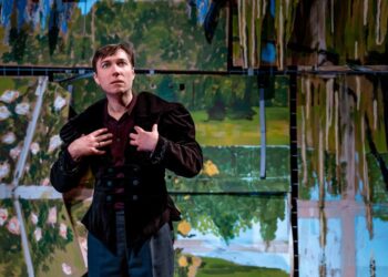 Theatermaker Steef de Jong treedt met Sisi Boy weer op in de Toneelschuur