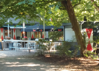 Theehuis in de Haarlemmerhout helemaal opgeknapt