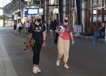 Ook op het Kennemer Lyceum worden mondkapjes verplicht