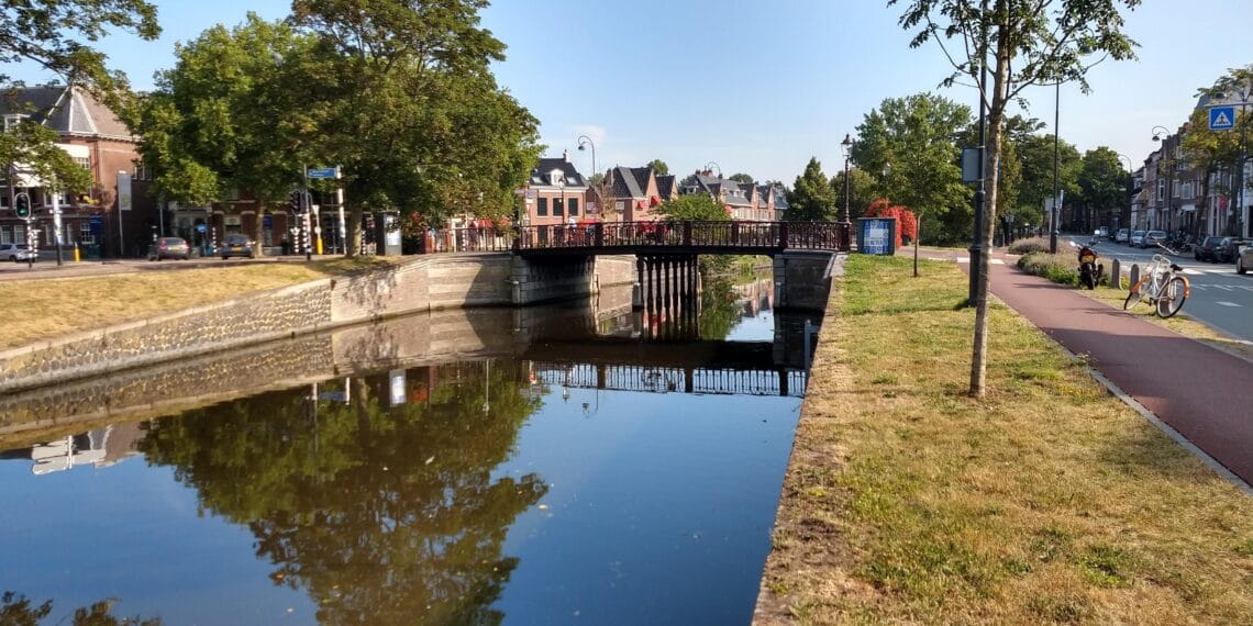 Wist je dat? Bij De Zijlpoort vertrokken de trekschuiten naar Leiden