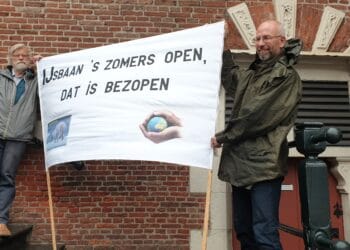 Milieudefensie dient WOB-verzoek in vanwege openstelling IJsbaan Haarlem