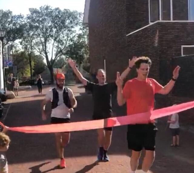 Teva Halve van Haarlem gewandeld en gerend