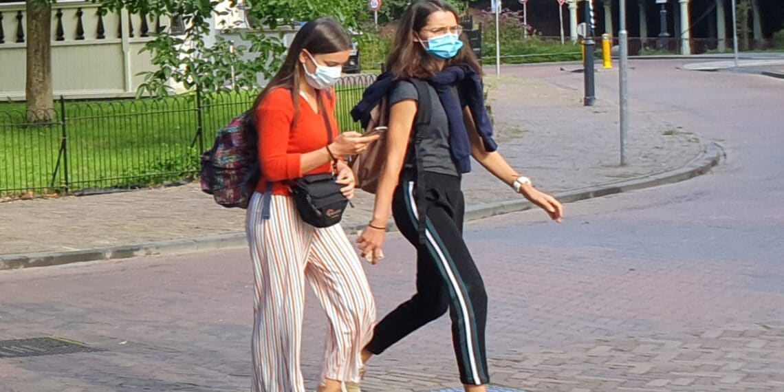 Leerlingen en medewerkers Coornhert Lyceum moeten mondkapjes dragen