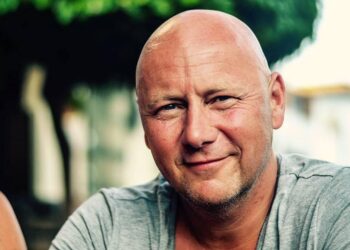 Horeca ondernemer Rolf Vooges: ‘Alsjeblieft, verander de sluitingstijd van 22.00 naar middernacht’