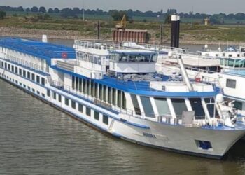 Alles over de daklozenboot in Noord