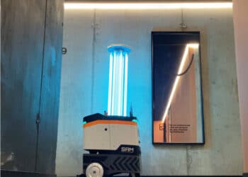 Beverwijkse Bazaar zet Robot SAM in de strijd tegen het coronavirus