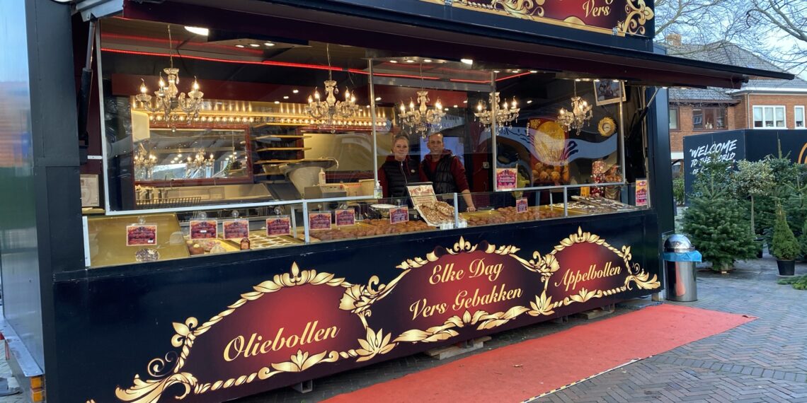 Al 25 jaar een hit: De oliebollen van Ramon in Heemstede