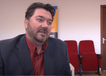 Wethouder Jur Botter legt taken tijdelijk neer wegens ziekte