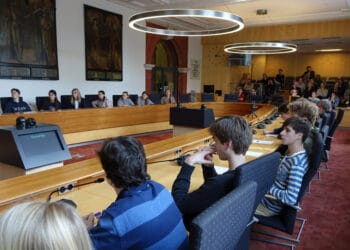 Haarlemse Jongerenraad maakt doorstart