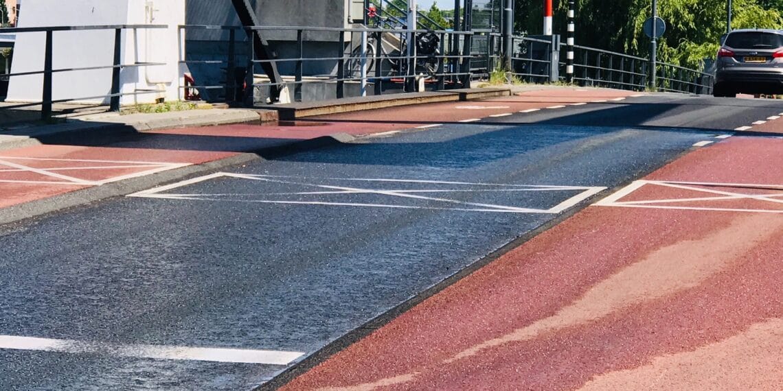 Waarderbrug dicht tot 13 maart