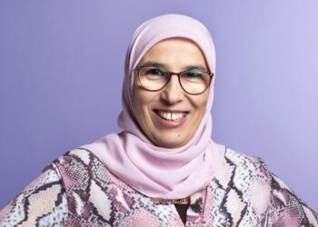 Haarlemmer Raja Alouani heeft zich verkiesbaar gesteld: ze stelt zich voor tijdens Haarlem Vandaag