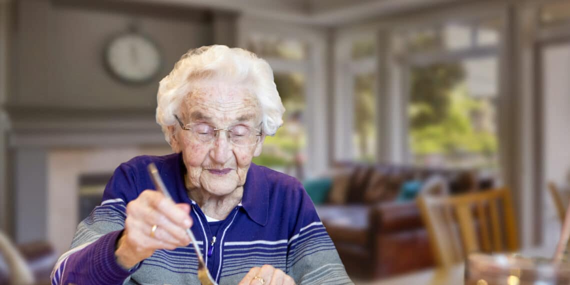 Pannenkoekdag: koks in het beslag, kinderen zorgen voor vermaak