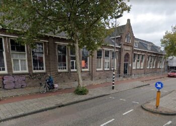 Gemeentelijk monument aan Rijksstraatweg te koop