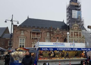 Live op de markt met verslaggeefster Alizya Deul en marktcoördinator Ed Mense