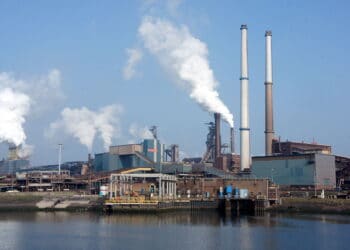 Voorzitter Dorpsraad Wijk aan Zee vindt dat de landelijke overheid moet ingrijpen bij Tata Steel