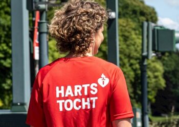 Recordaantal lopers tijdens wandelfestijn de Hartstocht ook Haarlem doet mee