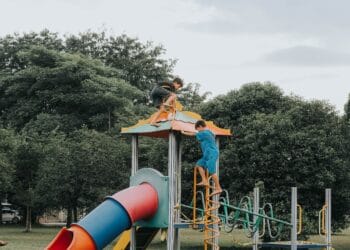 Petitie voor meer speeltuinen in Zandvoort Zuid