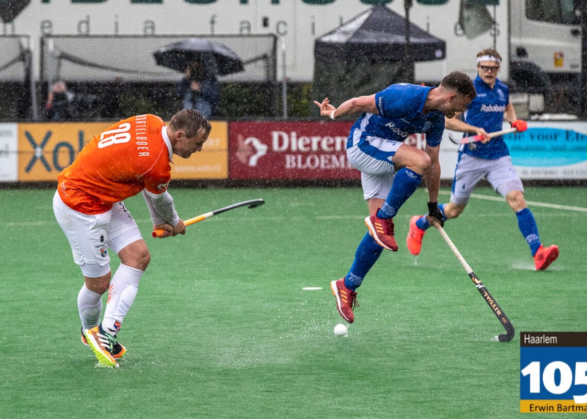 HC Bloemendaal prolongeert landstitel in knallende wedstrijd op het Kopje