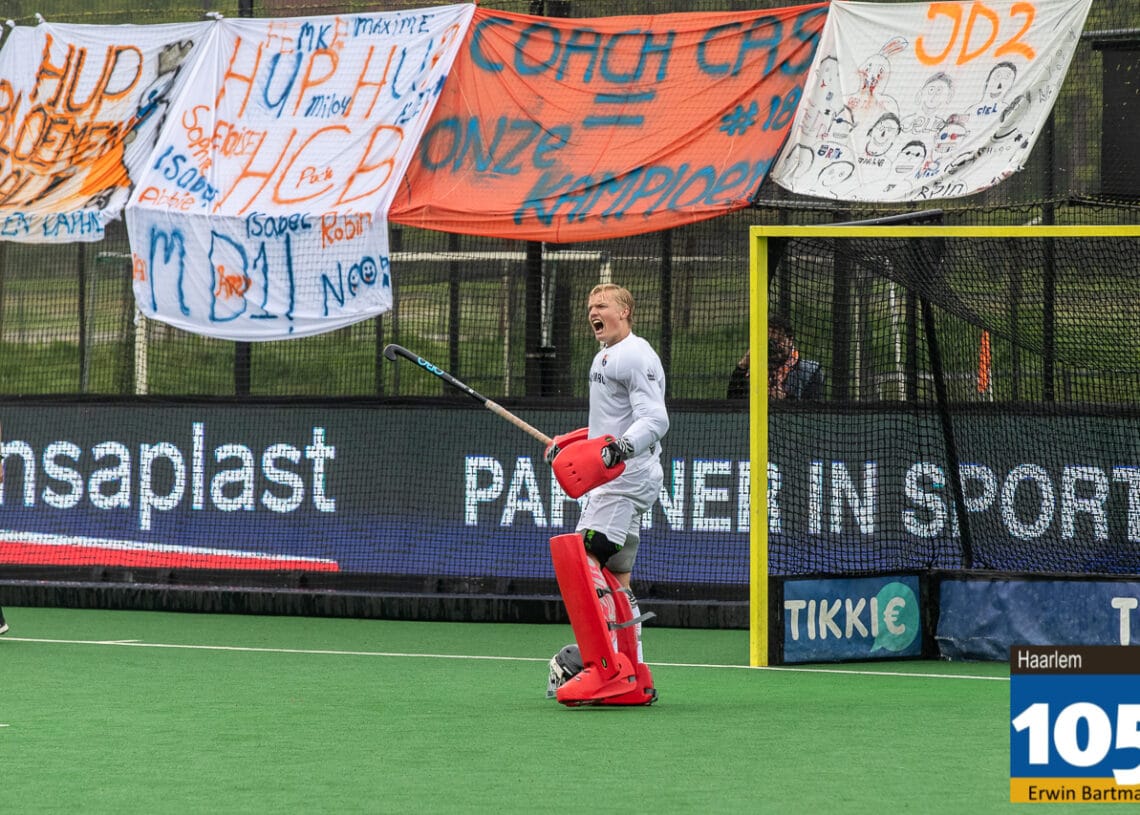 HC Bloemendaal prolongeert landstitel in knallende wedstrijd op het Kopje