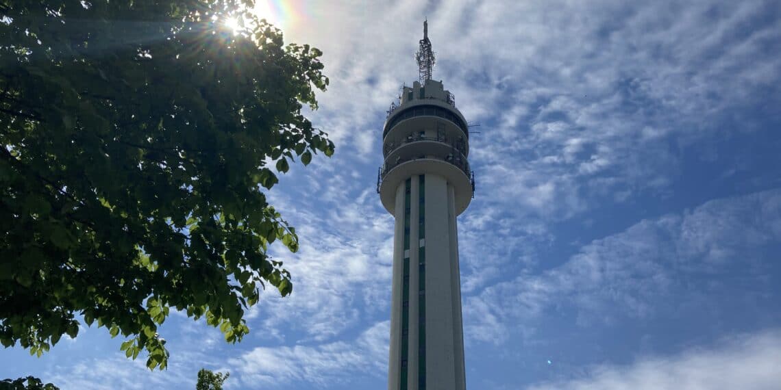 Haarlem wil toch een hoge windturbine bij de KPN-toren in de Waarderpolder