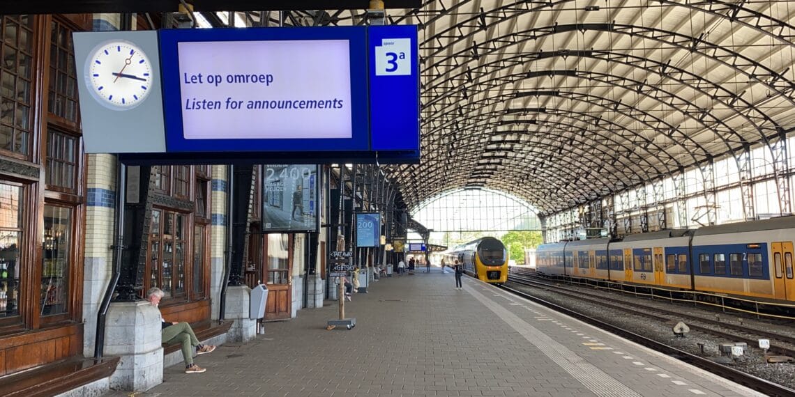 Landelijke telefoniestoring legt treinverkeer plat