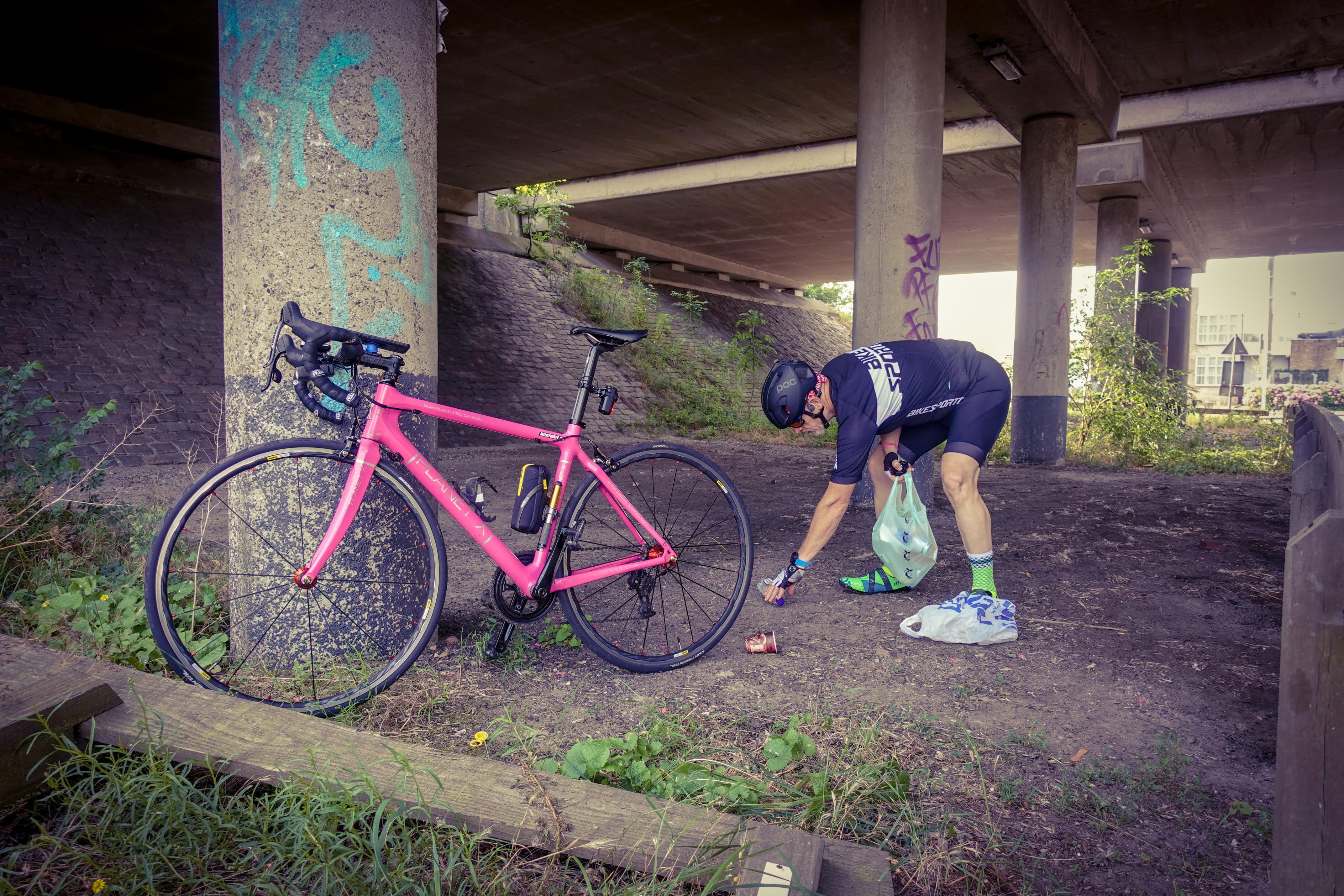 Hulpactie voor gedupeerde ‘plogger’ Paul Waye na verwoestende brand