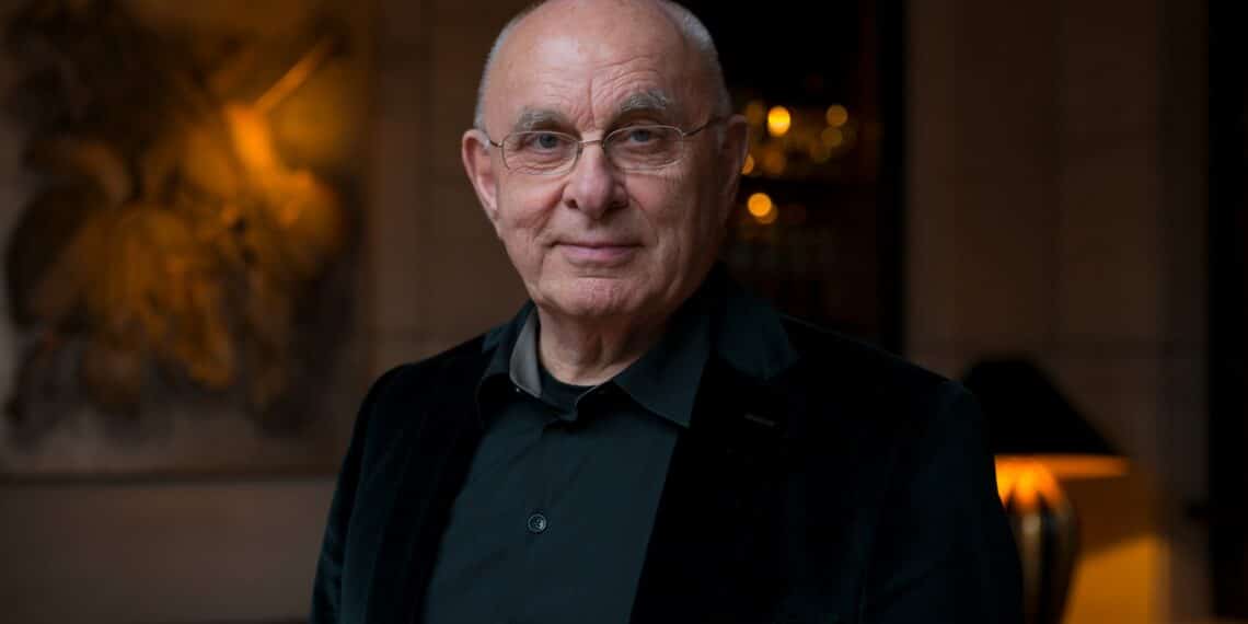 Na Ajax en KNVB leidt Michael van Praag nu VVD in Bloemendaal en Heemstede