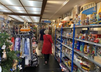 Toeristen druppelen Haarlem binnen: ”Ik heb ze gemist, ik ben een mensenmens”