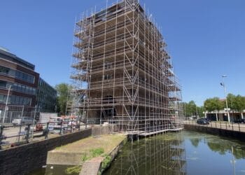 Amsterdamse Poort na weken weer (bijna) zichtbaar: “We krijgen steeds meer huis terug”