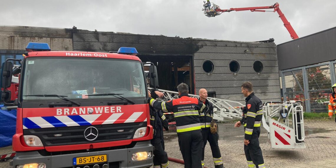 Opnieuw brand in bedrijfspand, nog ravage van de vorige vlammenzee