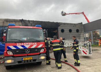 Opnieuw brand in bedrijfspand, nog ravage van de vorige vlammenzee