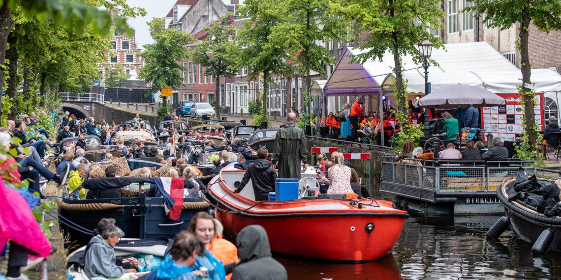 Regen mag pret Spaarnestadconcert niet drukken: “Zo warm om mee te maken”