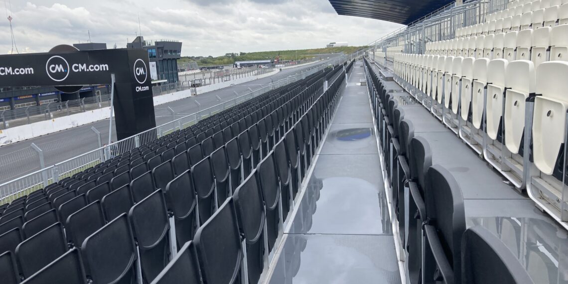 Gigantische tribunes Formule 1 in racetempo opgebouwd: “Nu al fascinerend”