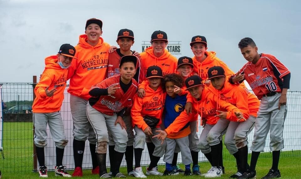 Deel van honkbalteam U12 op EK in België