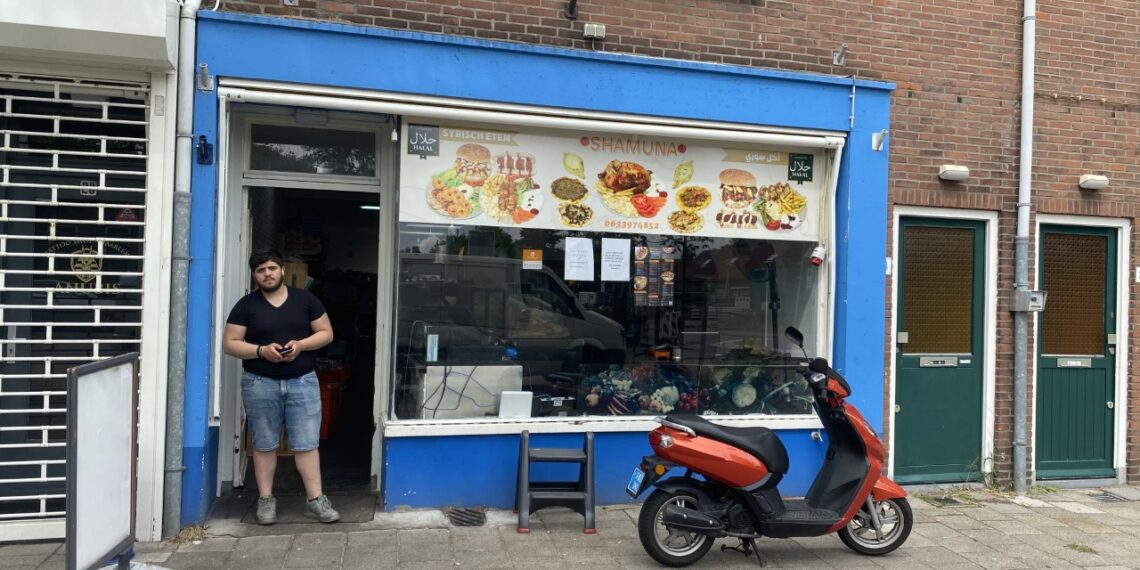 Syrische supermarkt moet stoppen met ‘illegale’ verkoop warme broodjes