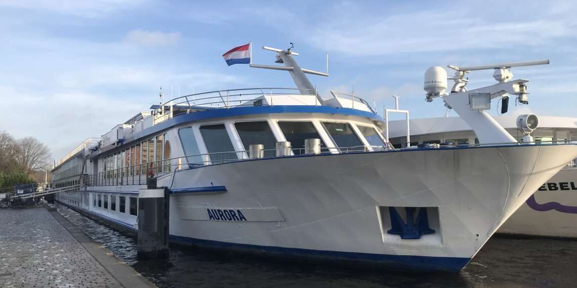 Haarlem gaat tijdelijk Nederlandse Afghanen opvangen op een schip in het Spaarne