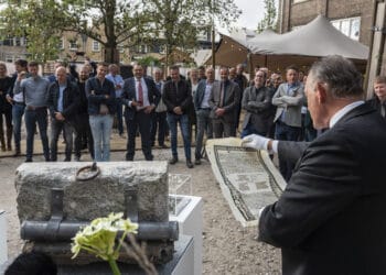 Tijdcapsule uit 1920 in oude school met spannende boodschap?