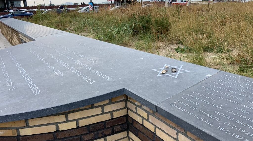 Nieuw Joods namenmonument wordt zondag onthuld: “Er zijn 308 joodse Zandvoorters vermoord in de kampen”