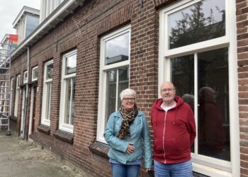Sociale huurwoningen casco te koop voor vier ton: “Beter maar, anders verpaupert het”