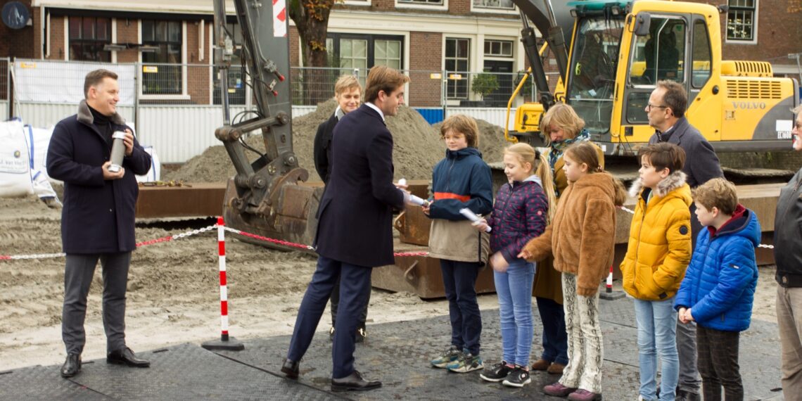 Tijdscapsule moet 100 jaar na renovatie uniek beeld van Spaarndam geven